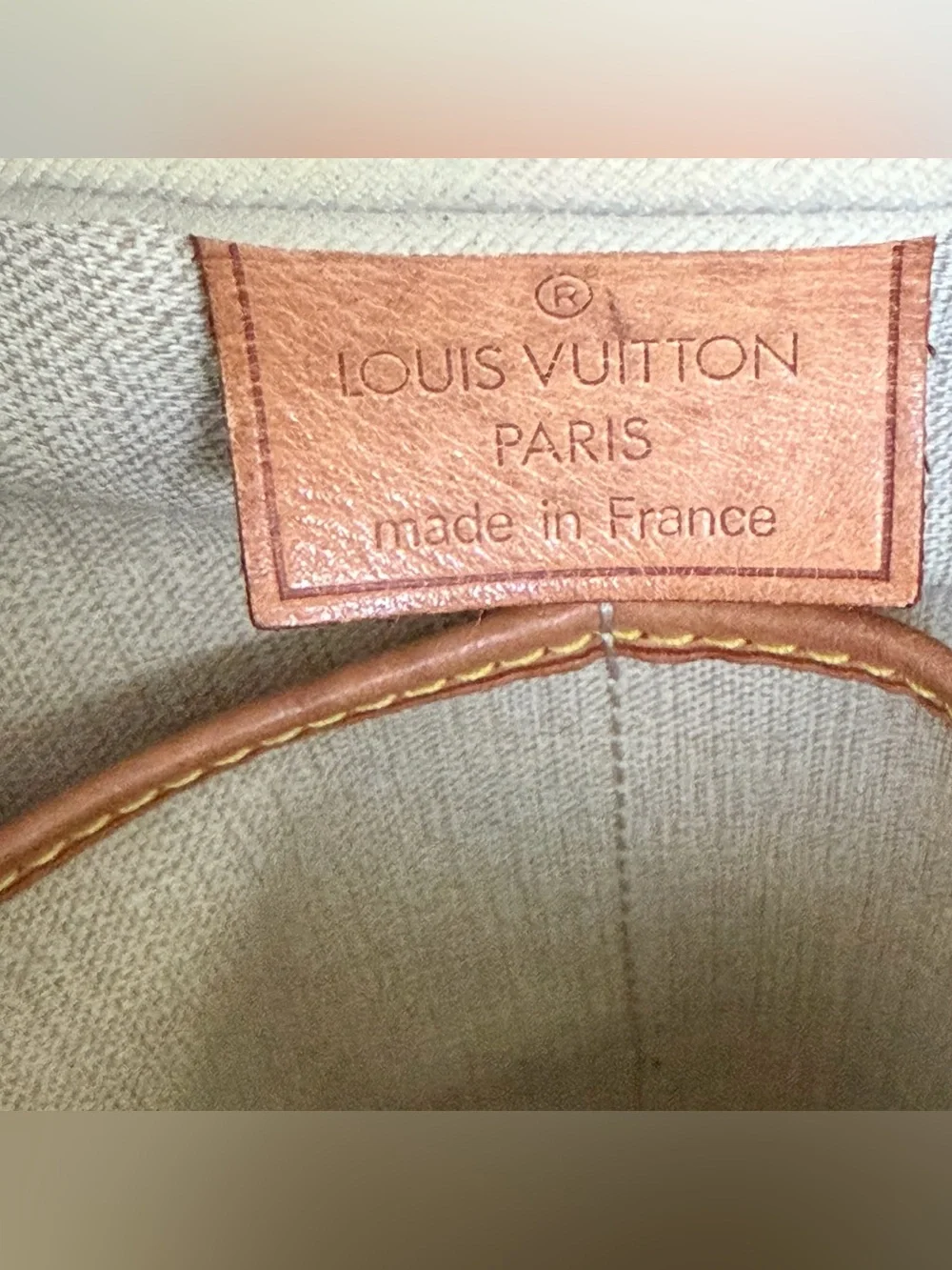 Authentic Louis Vuitton Monogram Deauville
Handbag w/ COA - Picture 6 of 16